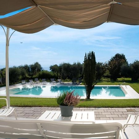 Villa Athena Charme Manerba del Garda Exterior photo