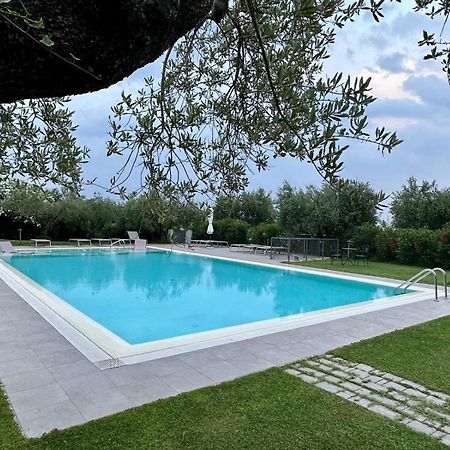 Villa Athena Charme Manerba del Garda Exterior photo