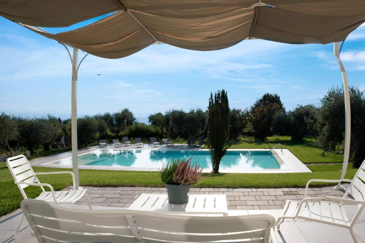 Villa Athena Charme Manerba del Garda Exterior photo