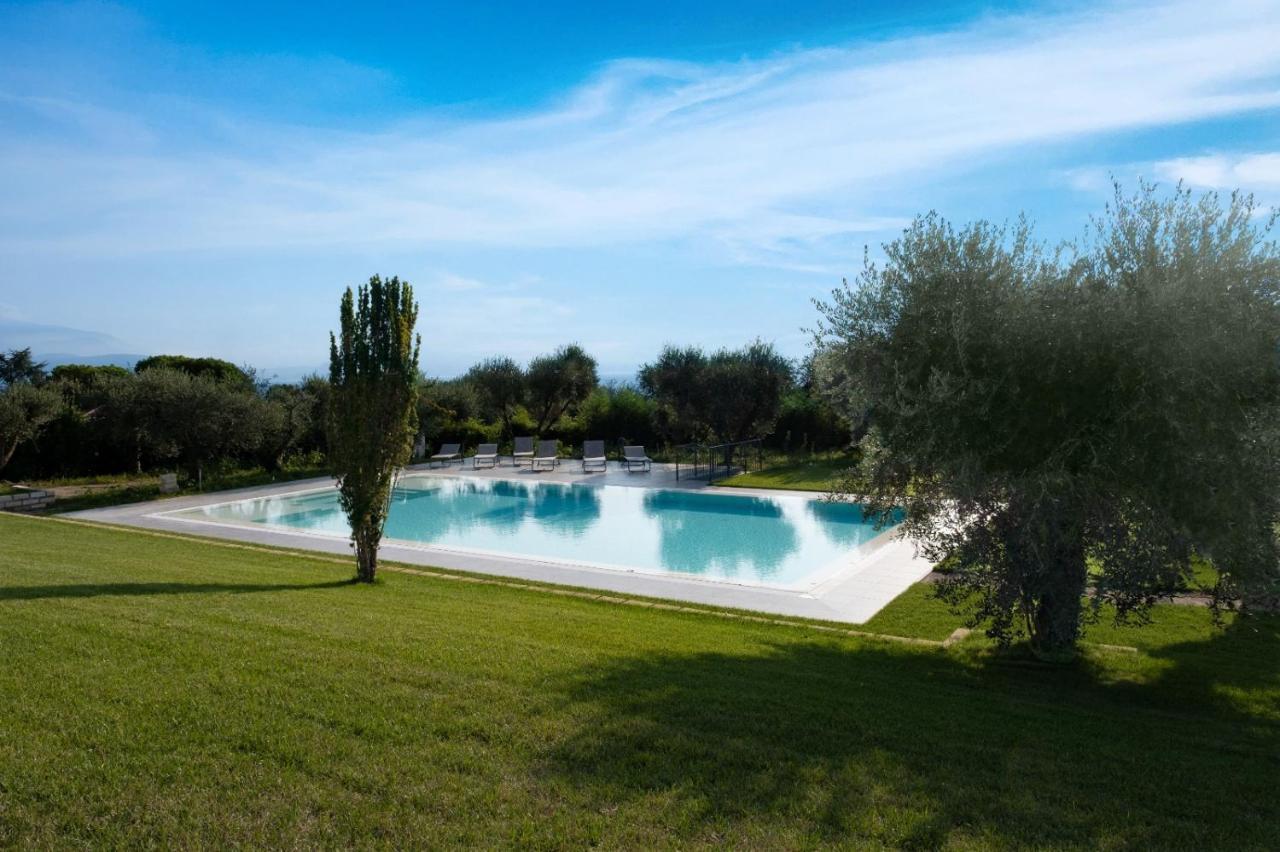Villa Athena Charme Manerba del Garda Exterior photo