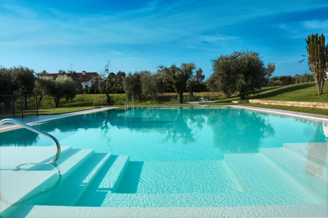 Villa Athena Charme Manerba del Garda Exterior photo