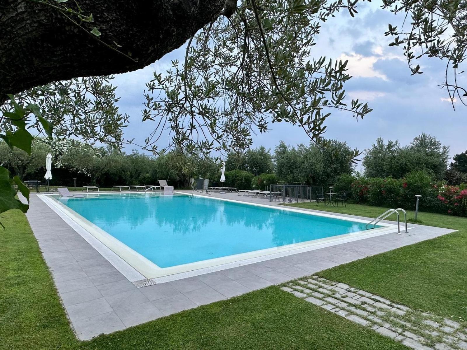 Villa Athena Charme Manerba del Garda Exterior photo