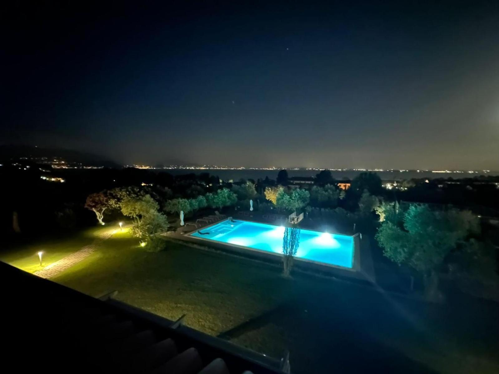 Villa Athena Charme Manerba del Garda Exterior photo